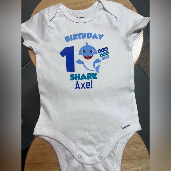 Cricut custom apparel🤩♥️😁😆🍼 - Picture 5 of 10